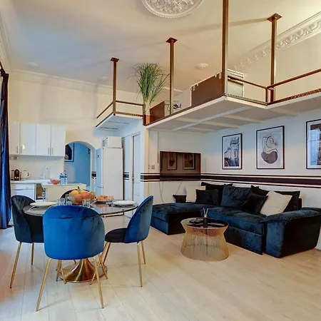 Luminous Flat In Champs-elysees Apartment Paris